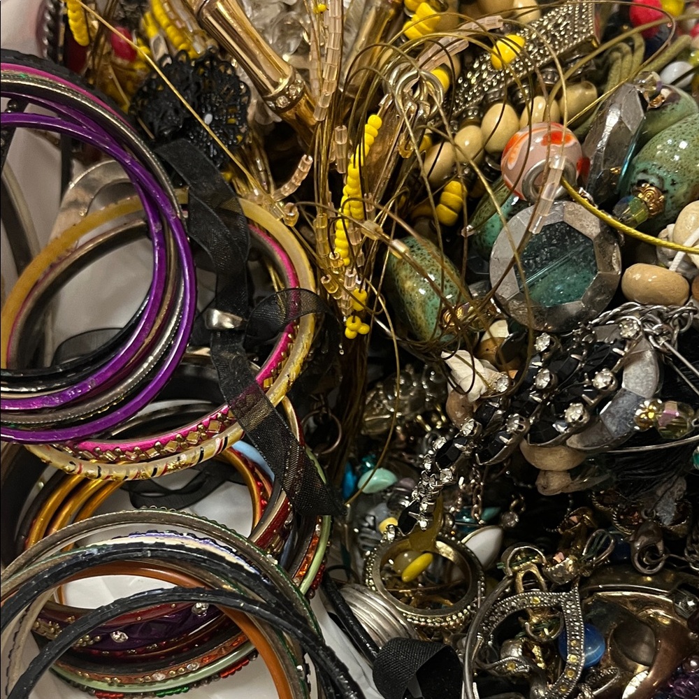 4lbs+ bag full of wearables costume jewelry and much more